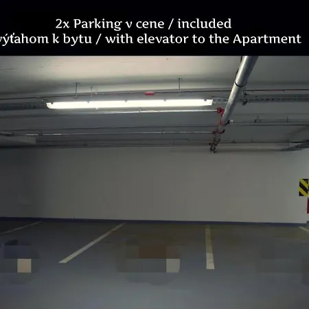 Appartamento E1 Luxury Oldtown - 2x Parking, Foodstore, Pcscreen, Netflix, Unlimited Music, Crib, Babychair, Fastwifi, Aircon Košice