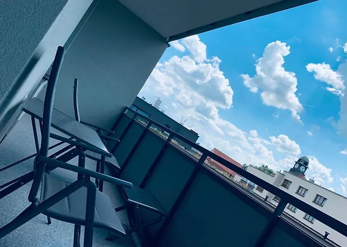 E1 Oldtown Luxury Apartment